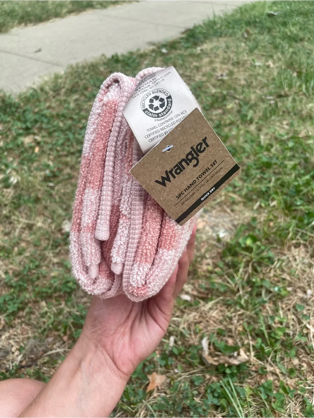 Wrangler Pink Geometric 2-Pack Hand Towel Set